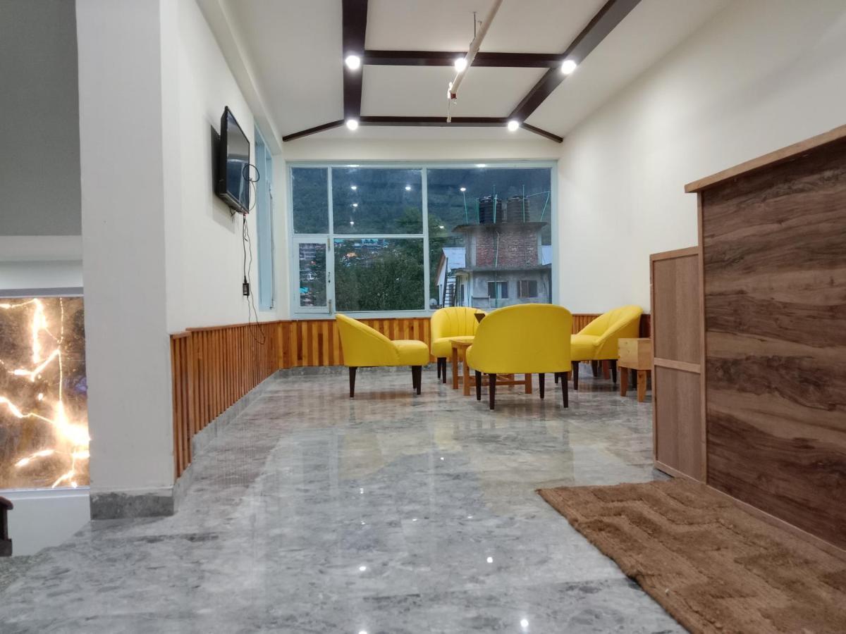 Resort Apple Flower By Manali Mall Road Εξωτερικό φωτογραφία